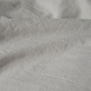 White and latex pacifiers (4)